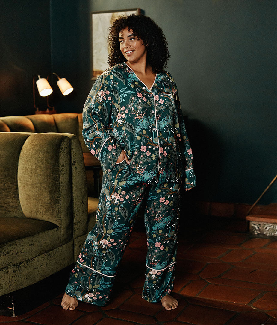 The Cloud 9 Silky Pajama Set - Emerald Peacock