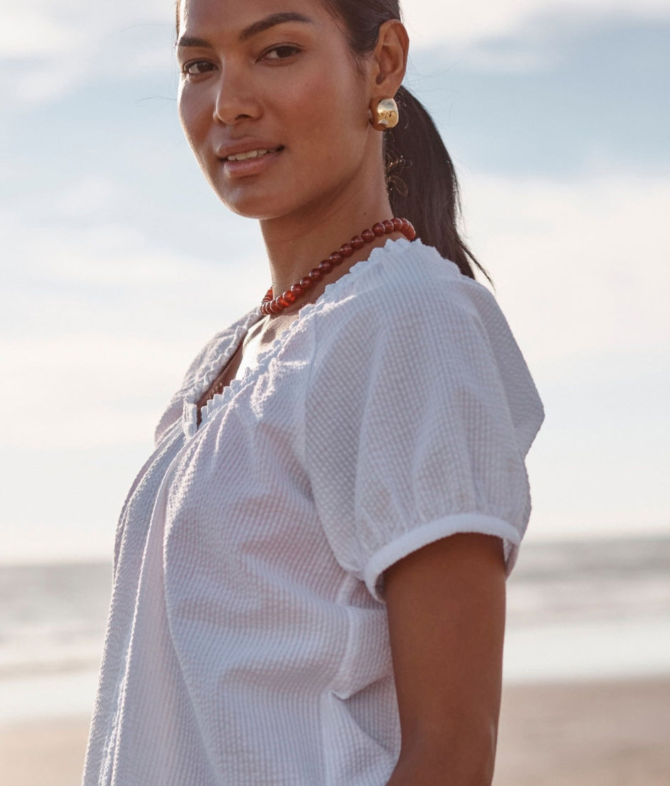The Seersucker Puff Sleeve Top - White Sand